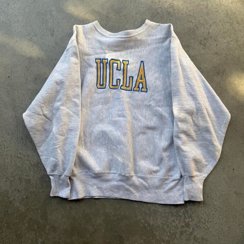 VTG 90s Champion Reverse Weave University of California Embroidered Sweatshirt